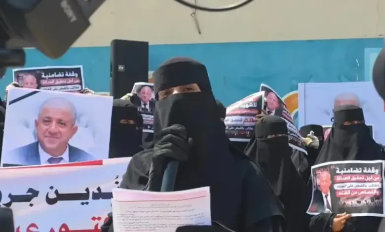 تحرك شعبي في عدن بشأن اغتيال التربوي ‘‘الشاعر’’ ورسائل حاسمة لمجلس القيادة والحكومة