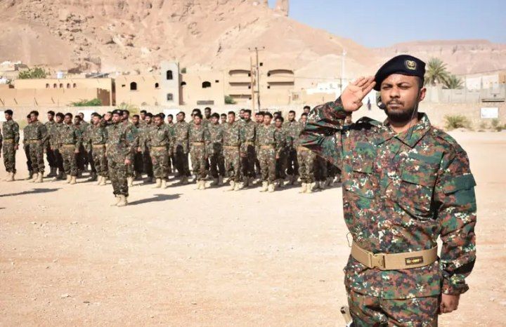 تدشين دمج قوات النخبة الحضرمية في الأجهزة الأمنية