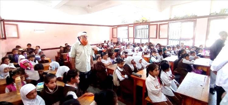 تضاعف الكثافة الطلابية في لحج بنسبة 100% سنوياً بفعل النزوح