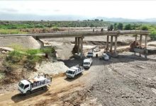 تعز .الخلية الإنسانية تقدم قافلة إغاثية عاجلة لمتضرري السيول في موزع