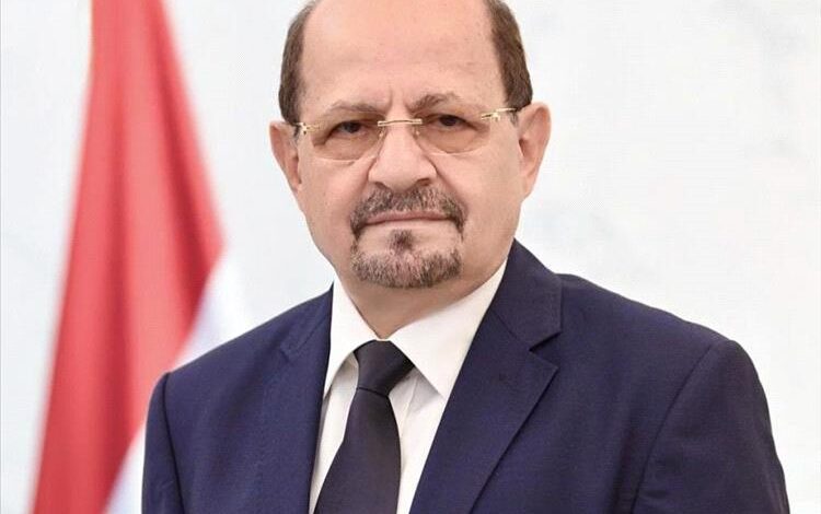 رئيس الوزراء وزير الخارجية يتلقى اتصالاً هاتفياً من وزير الخارجية المصري