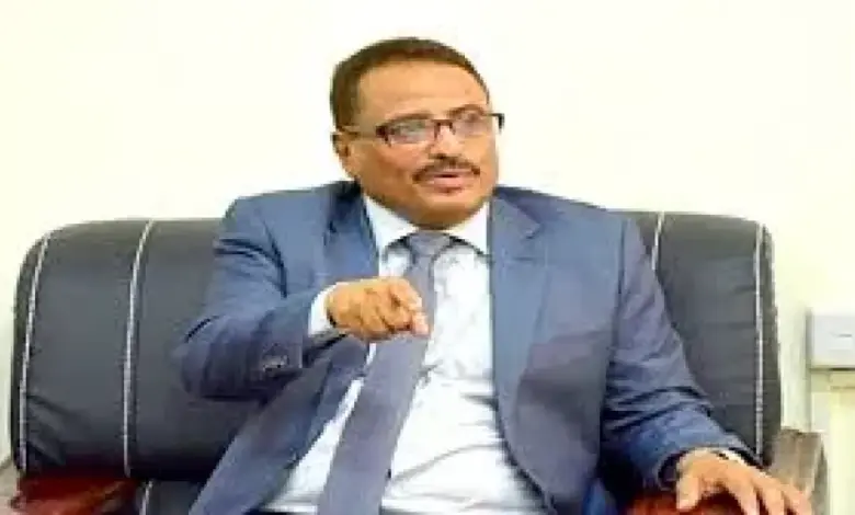 صالح الجبواني يفجر قنبلة عسكرية!! اغتيال الشاعر ”مؤامرة كبرى” من يريد تدمير عدن؟