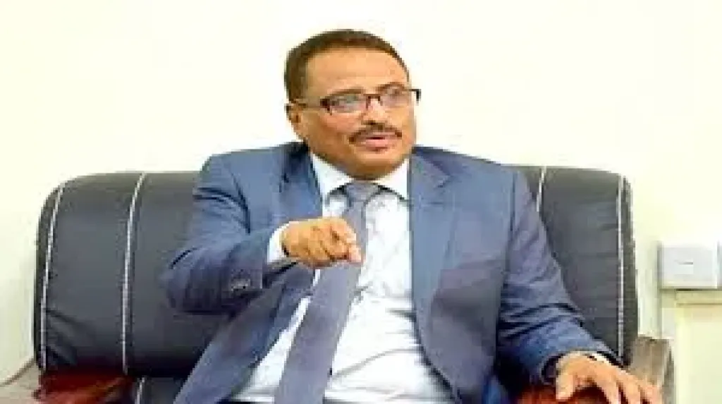 صالح الجبواني يفجر قنبلة عسكرية!! اغتيال الشاعر ”مؤامرة كبرى” من يريد تدمير عدن؟