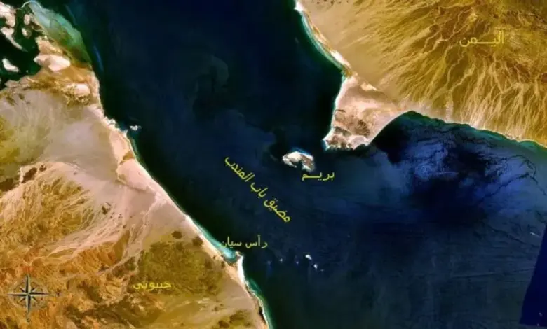 طوارئ قصوى في البحر الأحمر: غرق زورق عسكري قبالة جزيرة ميون ومصير مجهول للطاقم