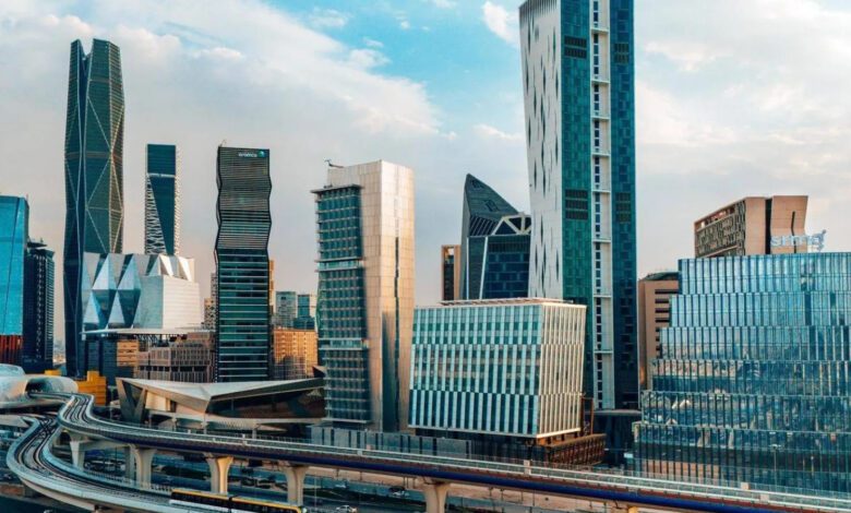 عبور نحو الاستدامة.. كيف تعيد المرحلة الثالثة من الرؤية هندسة الاقتصاد السعودي؟