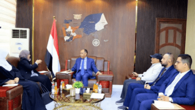 عدن تحتضن لقاء قانوني–اقتصادي… المقطري والأشول يبحثان تحديث التشريعات لتعزيز الاستثمار والشفافية