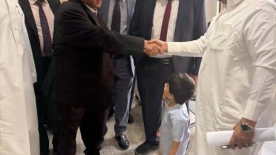 عضو مجلس القيادة الخنبشي يزور السفارة اليمنية في الرياض ويطلع على أوضاعها والخدمات المقدمة للمواطنين عضو مجلس القيادة الخنبشي يزور السفارة اليمنية في الرياض ويطلع على أوضاعها والخدمات المقدمة للمواطنين