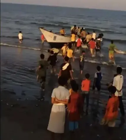 غرق مأساوي لشاب من أبناء حي العريش على شواطئ أبين