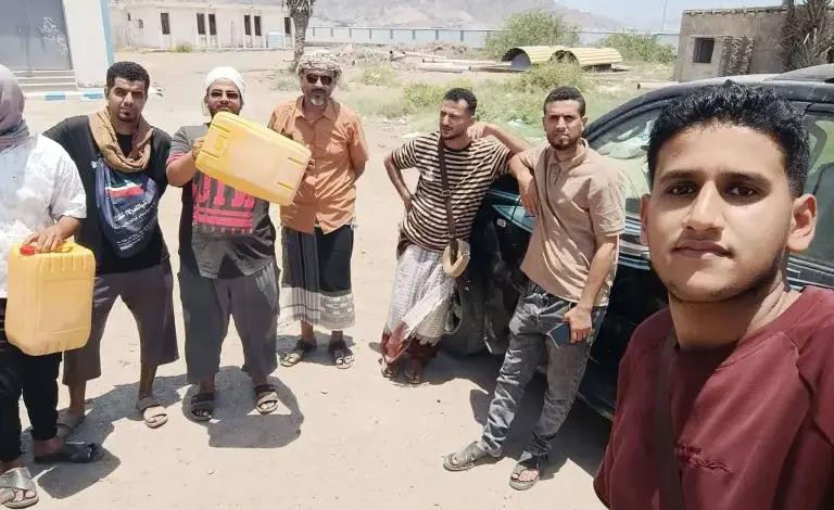 غضب أهالي البريقة يشتعل: ”شهر كامل بلا مياه والسلطة غائبة”!