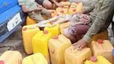 غضب شعبي في التواهي.. أهالي ”القلوعة” يهددون بالاحتجاج أمام مقر المحافظة مطالبين بإنقاذهم من ”عطش” خانق