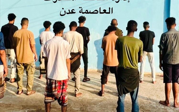 في سلسلة ضبطيات خلال اسبوع إدارة مكافحة المخدرات تطيح بعدد 12 متهم في 10 قضايا مخدرات مابين ترويج وتعاطي بالعاصمة عدن.