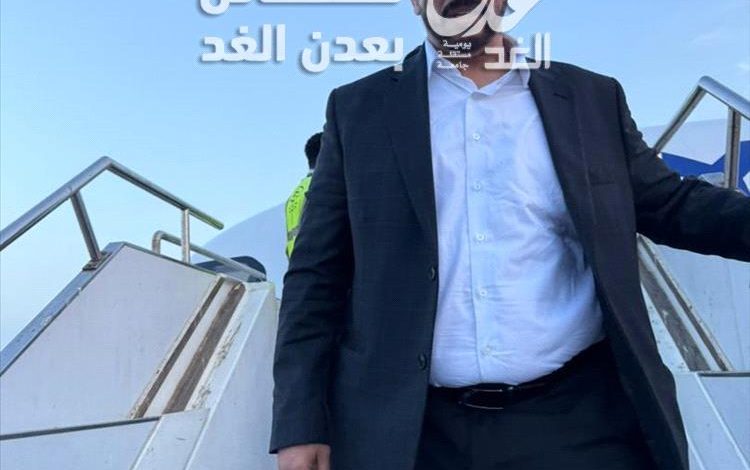 قيادات عسكرية وأمنية تستقبل العميد مهران القباطي في العاصمة المؤقتة عدن بعد عودته