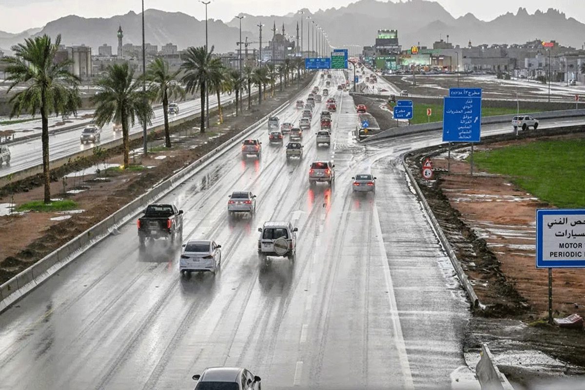 كيف تبدو خريطة الأمطار والسيول في الرياض وجازان اليوم؟