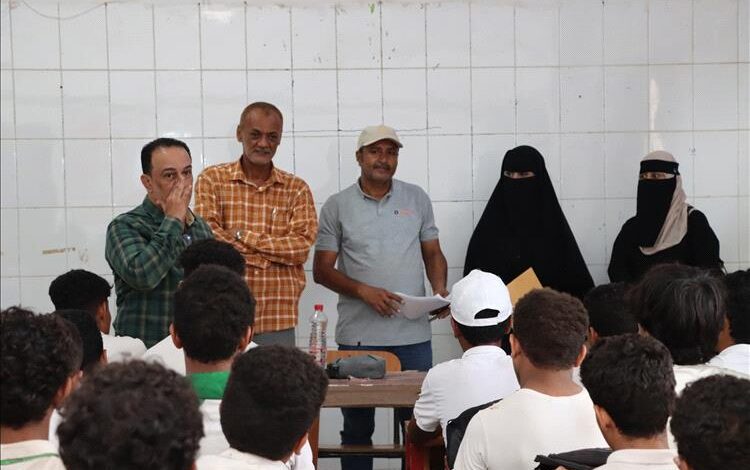 لليوم الثالث على التوالي.. فريق التوعية المهنية يواصل نزوله الميداني في ثانويات ومدارس مديرية خورمكسر