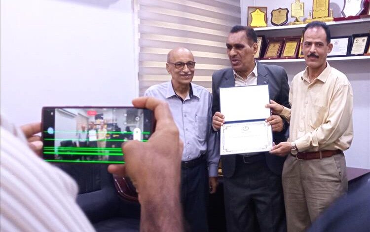 مؤسسة الأمل بعدن تُكرّم البروفيسور جمال الجعدني بعد تتويجه ثاني أكثر شخصية مؤثرة في الوطن العربي