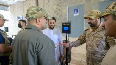 ماذا قال طارق صالح خلال قيام لجنة سعودية بحصر قواته بالساحل الغربي بنظام ”البصمة الحيوية”؟