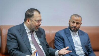 محافظ الضالع يناقش مع وزير الكهرباء احتياجات المحافظة في قطاع الطاقة