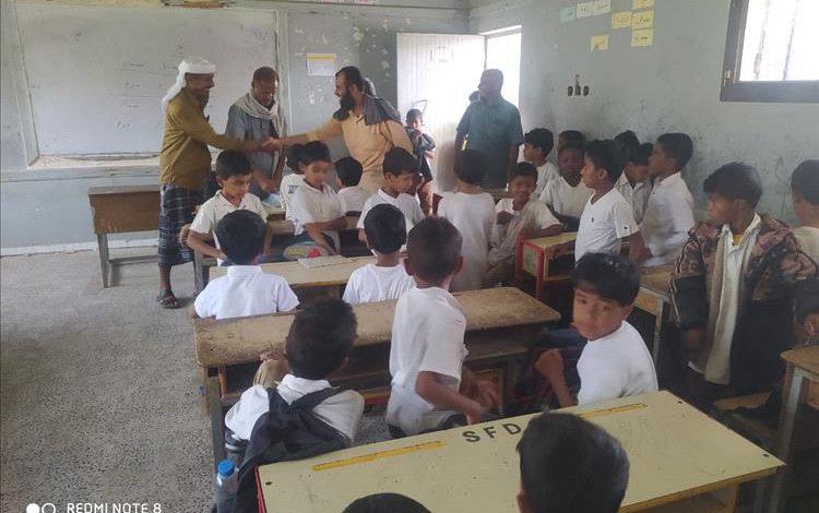 مدير تربية مودية يواصل نزوله الميداني لمتابعة سير العملية التعليمية في المدارس