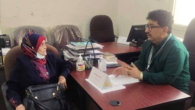 مدير صحة الموانئ يبحث مع مدير التأهيل والتدريب بمكتب الصحة بعدن سبل التعاون المشترك.