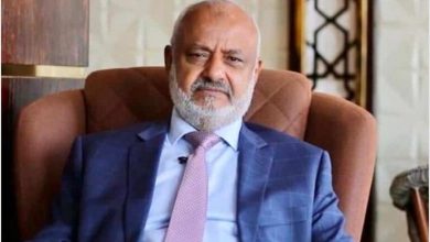 مطالبات بتفويض المحافظ الحسن طاهر لإدارة الملف العسكري والأمني في الحديدة حتى استكمال التحرير