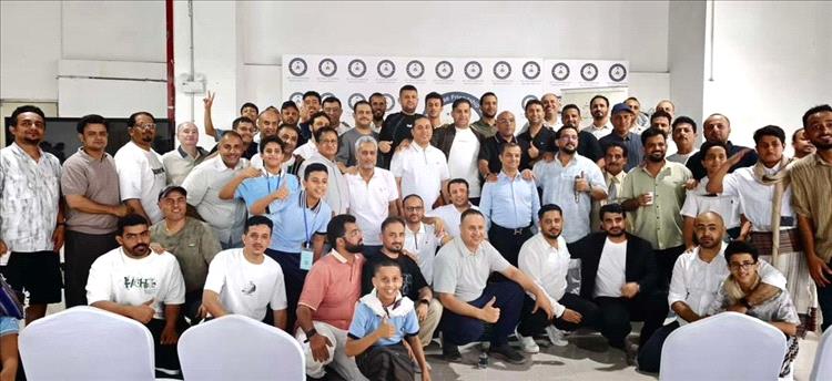 ملتقى أبناء يافع ورجال الأعمال في الصين يكرمون سفير النوايا الحسنة "نايف جرهوم" ورفاقه