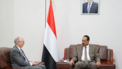 وزير الأشغال يبحث مع السفير الألماني تعزيز التعاون في قطاع الطرق والبنية التحتية