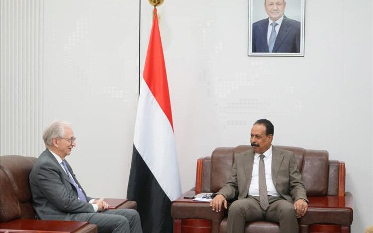 وزير الأشغال يبحث مع السفير الألماني تعزيز التعاون في قطاع الطرق والبنية التحتية