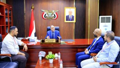 وزير الصناعة يؤكد على أهمية الشراكة بين القطاعين العام والخاص في دعم مبادرات تحفيز الابتكار