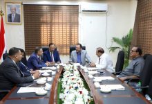 وزير الكهرباء ورئيس مصلحة الجمارك يناقشان التسهيلات الجمركية لقطاع الطاقة