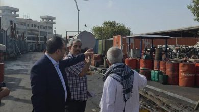 وزير الكهرباء يفاجئ محطة كهرباء ملعب 22 مايو ويوجه باصلاح عدادات الوقود المعطلة منذ فترة طويلة