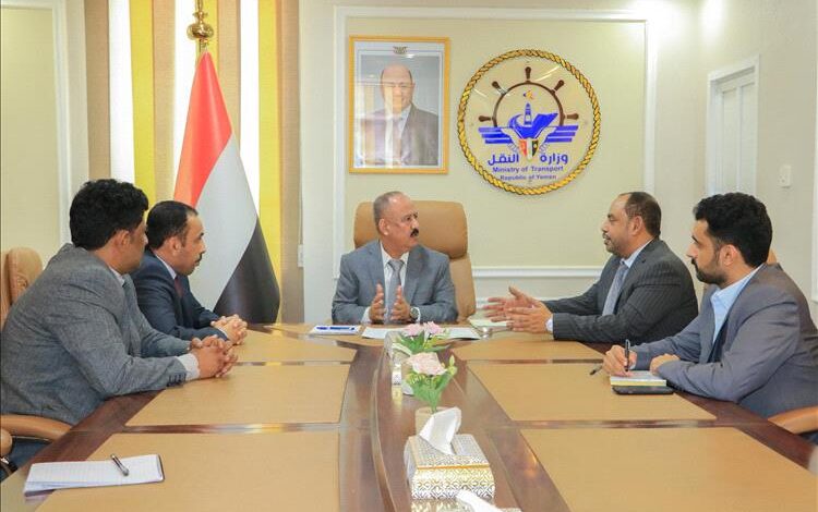 وزير النقل يناقش مع رئيس مصلحة الهجرة والجوازات تعزيز التنسيق المشترك وتنظيم العمل بين الجانبين