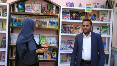 وكيل محافظة عدن لقطاع المشاريع يتفقد مكتبة مسواط للأطفال ويطلع على احتياجاتها الفنية والخدمية