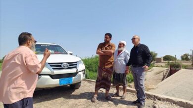 ​مدير عام تبن يرافق الفريق الهندسي التابع للصندوق الاجتماعي في نزول ميداني لقناة بيزج