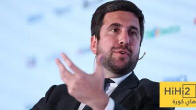 صور .. ريكيلمي يتحدث مع المشجعين في مدرجات البرنابيو