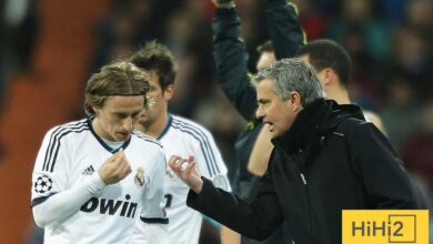 مورينيو يغري مودريتش بالعودة إلى ريال مدريد