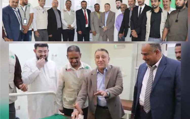 أمين محلي أبين يدشن مخيم الرازي الجراحي المجاني لإجراء ٣٢٠ عملية جراحية
