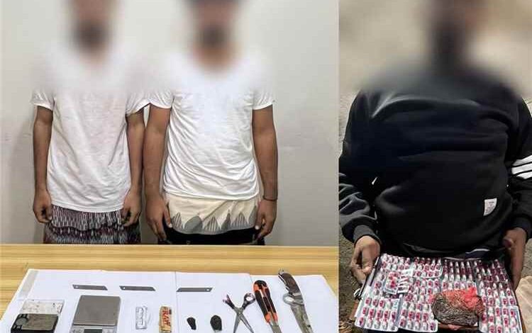 إدارة مكافحة المخدرات بعدن تضبط ثلاثة متهمين بحوزتهم حشيش وحبوب مخدرة في عمليتين منفصلتين