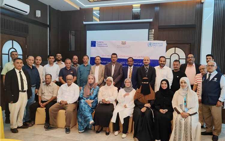 اختتام ورشة وطنية بعدن لتطوير فرق الطوارئ الطبية وإعداد خارطة طريق للاستجابة الصحية