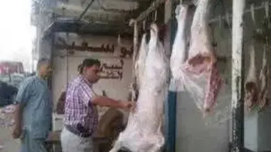 ارتفاع جنوني لأسعار اللحوم في عدن يُثقل كاهل الأسر قبل عيد الأضحى