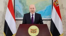 استثنى المتورطين في أفعال تمس المركز القانوني للدولة.. العليمي يوجه بإسقاط أوامر التوقيف المرتبطة بأحداث حضرموت