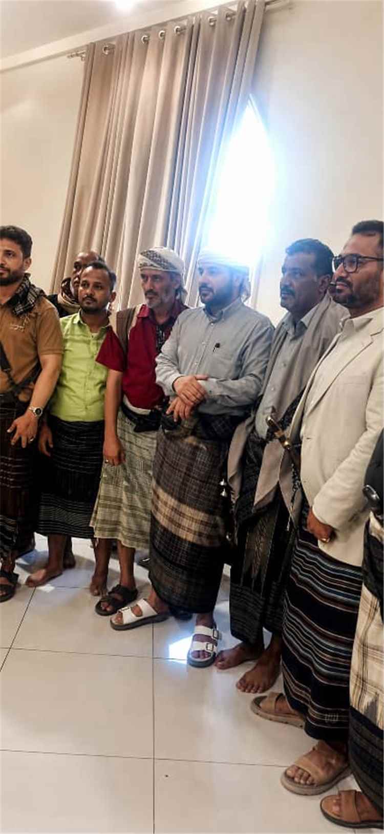 الأستاذ صالح منصور يستقبل سلاطين يافع أثناء تقديمهم واجب العزاء بوفاة الرئيس عبدربه منصور هادي