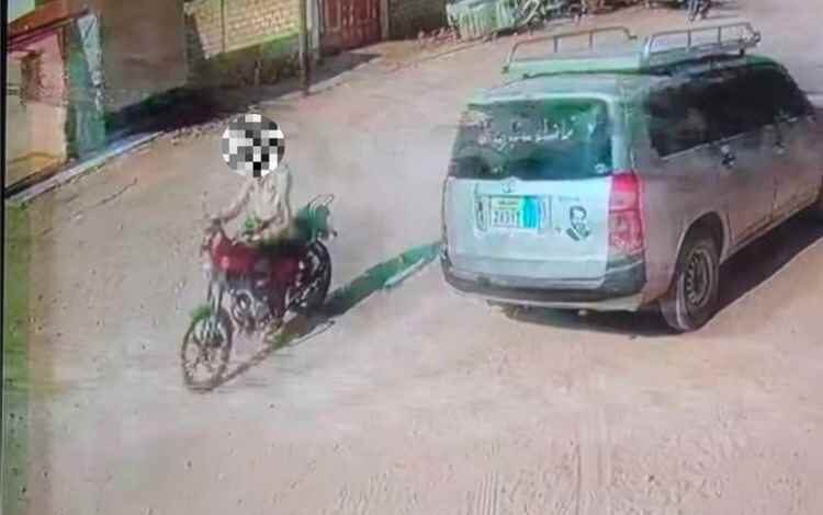 الاجهزة الامنية بالشحر تضبط شخص قام بسرقة دراجة نارية وبيعها في المكلا