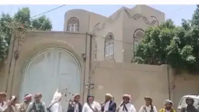الحوثيون يحتجزون الشيخ بن فدغم و ميرا صدام حسين