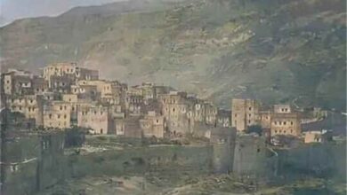الحوثيون يوسّعون إجراءات المراقبة والتضييق في المدينة القديمة بإب