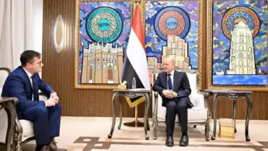 من اللقاء