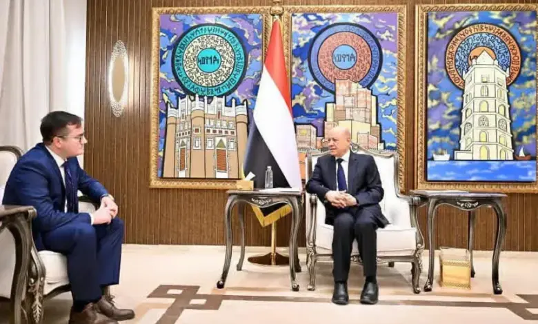 من اللقاء
