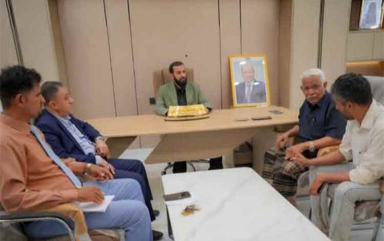 الرباش ومكيش يبحثان احتياجات قطاع الكهرباء ودعم أعمال الصيانة