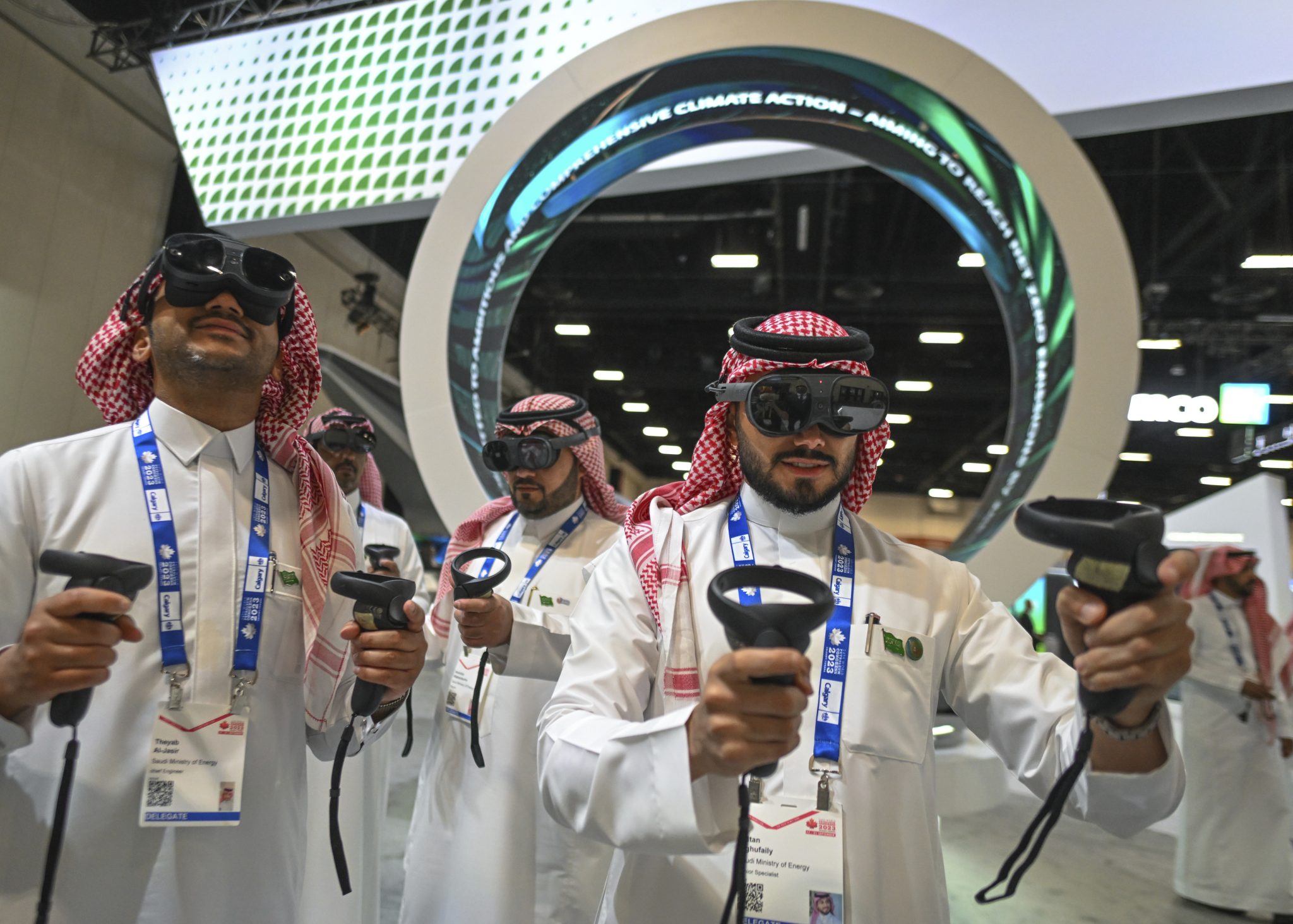 السعودية تعزز حضورها في الألعاب الإلكترونية.. استثمار استراتيجي في اقتصاد المستقبل رغم تحديات الإقليم