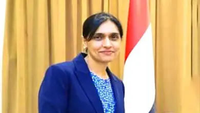 السفيرة البريطانية تستنكر اغتيال مسؤول الصندوق الاجتماعي في عدن: ضربة قاسية للعمل الإنساني