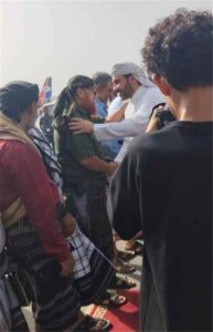 السلطان نواف العفيفي يصل عدن للمشاركة في مهرجان القارة واحتفالات العيد وسط استقبال كبير